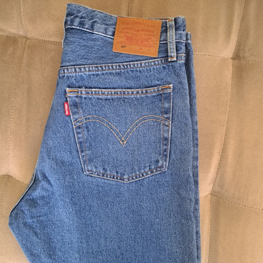 Levi's 501 Jeans, W30 L30 image indicator(3)