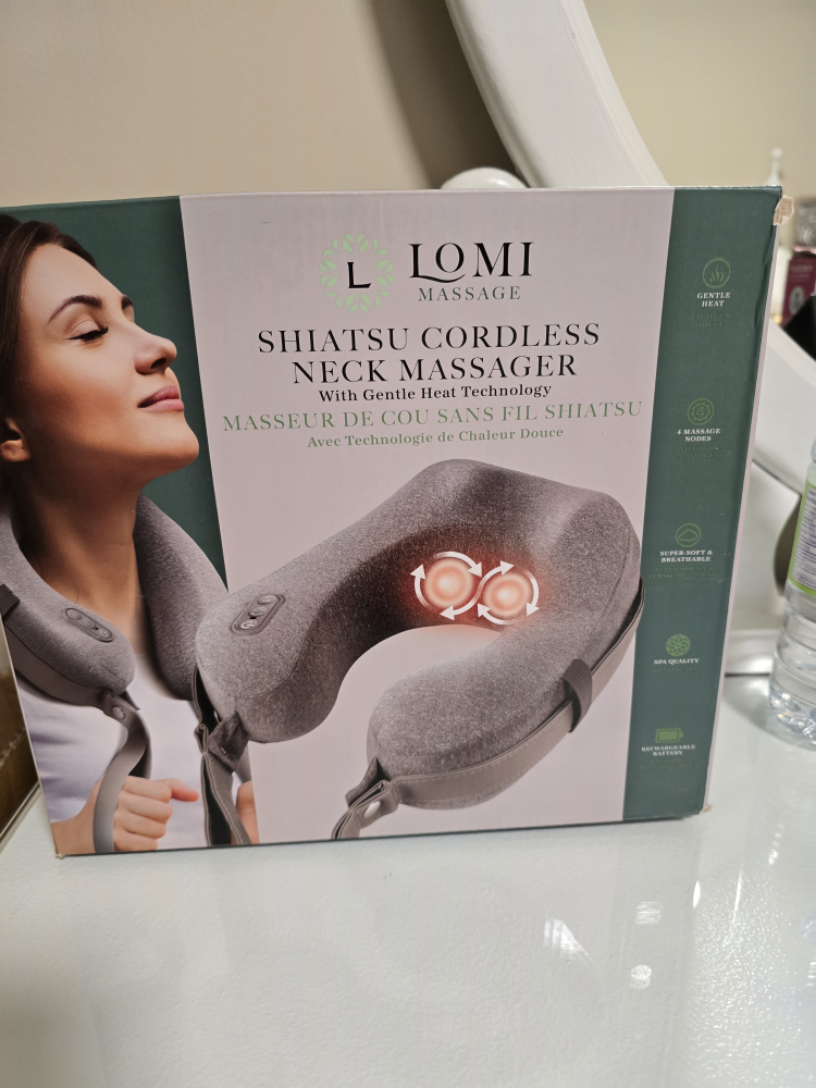 Lomi Shiatsu Cordless Neck Massager - Gentle Heat
