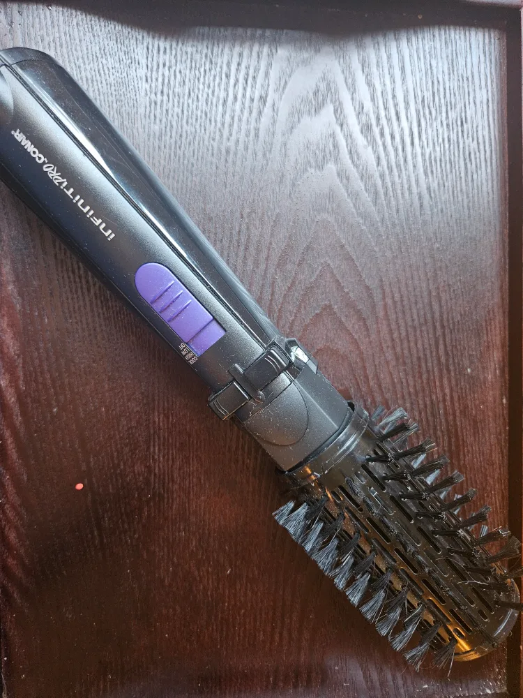 Conair Infiniti Pro Hot Air Brush   Used Once image indicator(3)