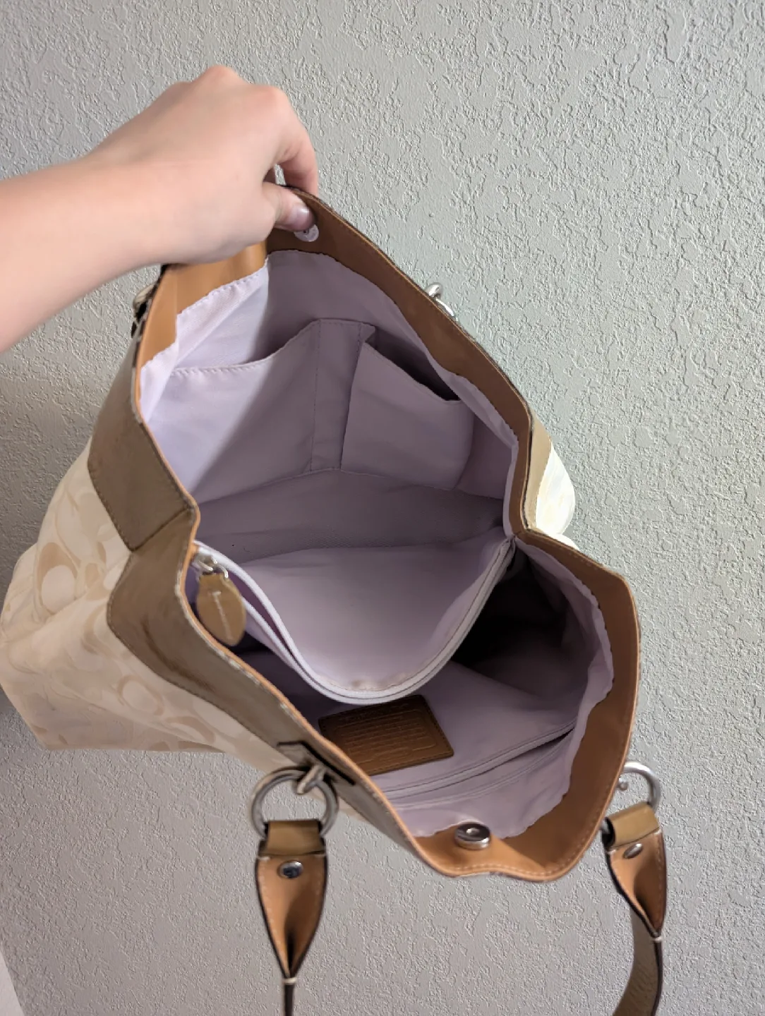 Coach Signature Jacquard Tote Bag image indicator(4)