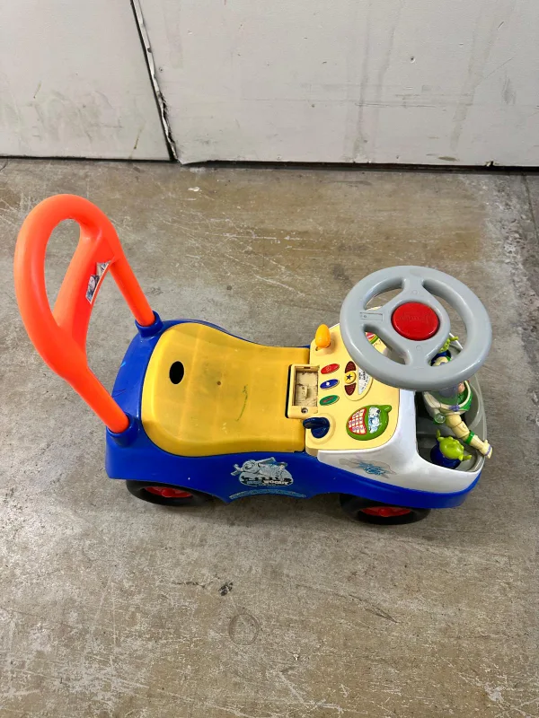 Toy Story Buzz Lightyear Car Ride-On image indicator(2)
