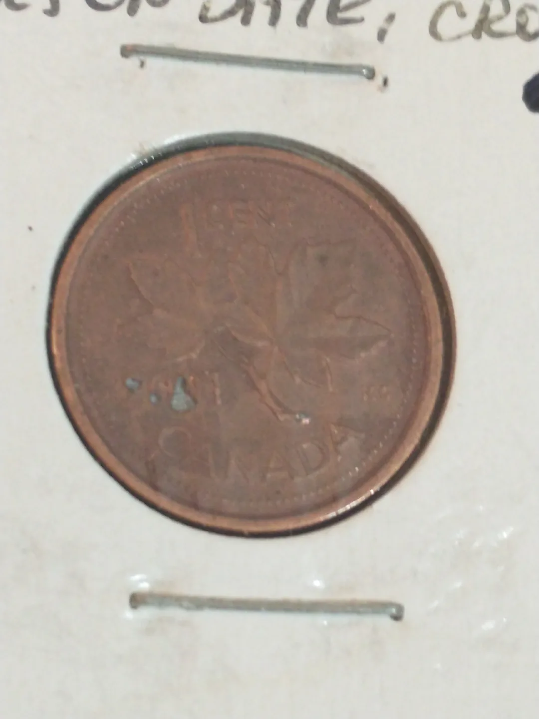 Unique 2001 Canada cent mint error coin with cratering thumbnail