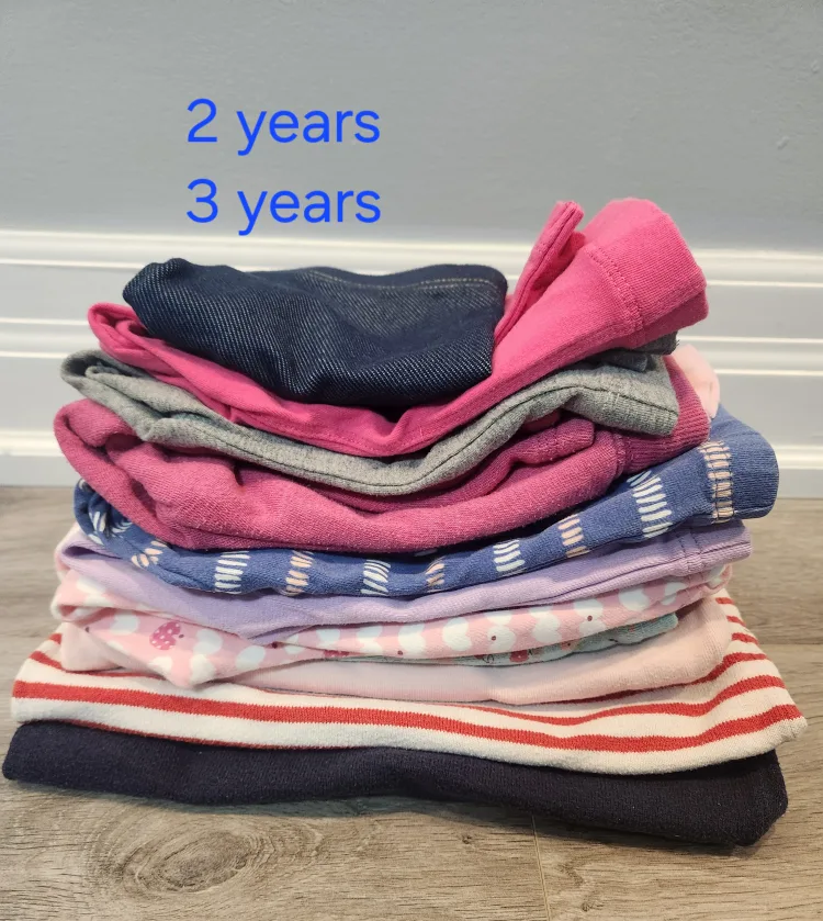 Little girl clothes bundle- 2-3 years thumbnail