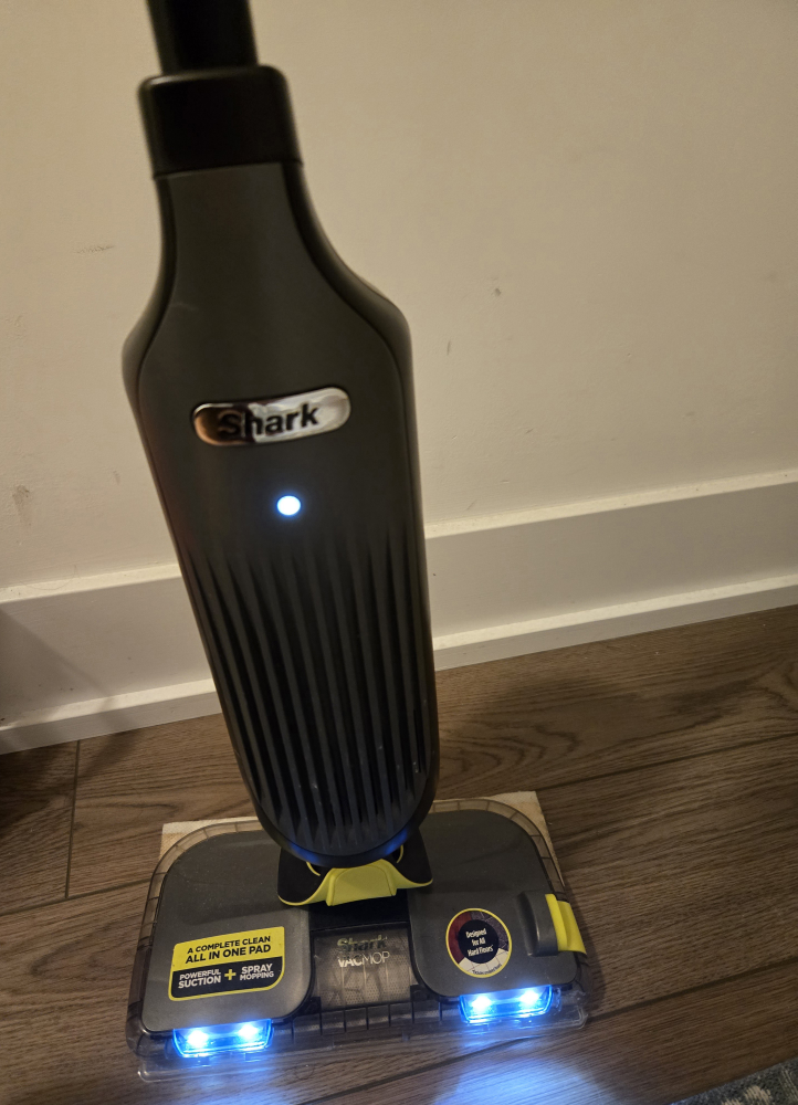 Shark Vacmop Cordless Hard Floor Vacuum Mop - photo 4