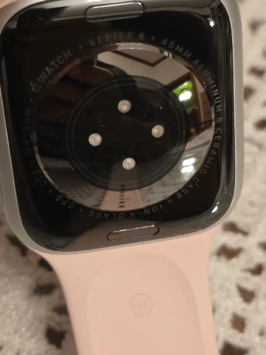Apple Watch Series 8 45mm Aluminum Case thumbnail