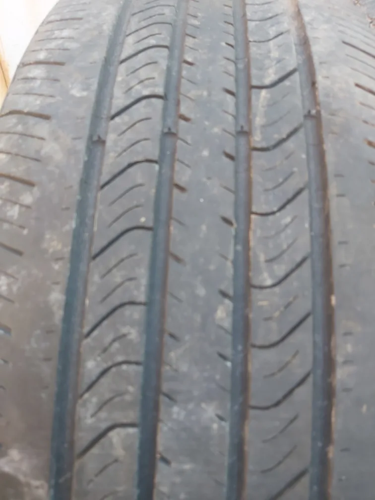 Michelin 195/65R15 Radial Tires - Set of 4 image indicator(3)