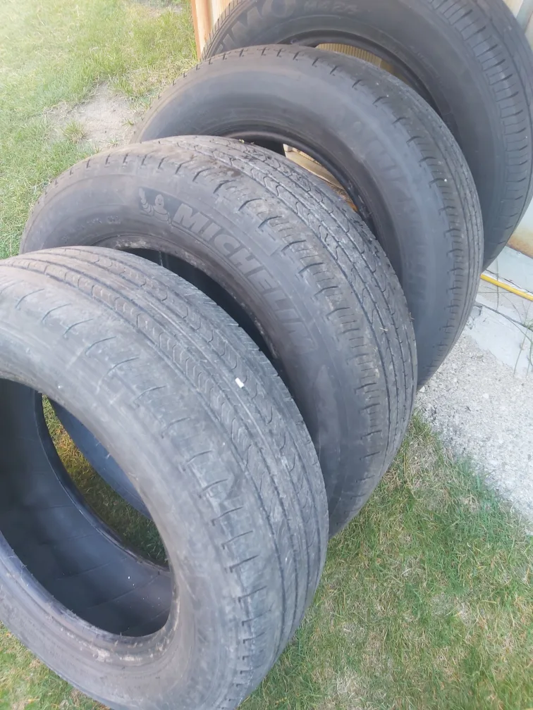 Michelin 195/65R15 Radial Tires - Set of 4 image indicator(5)