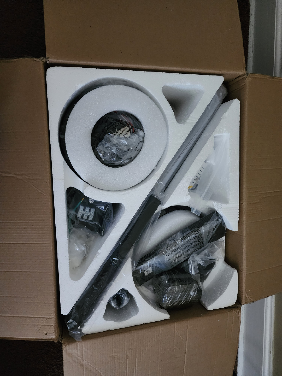 56-Inch Ceiling Fan with Light, Model NO:SY58 - photo 5