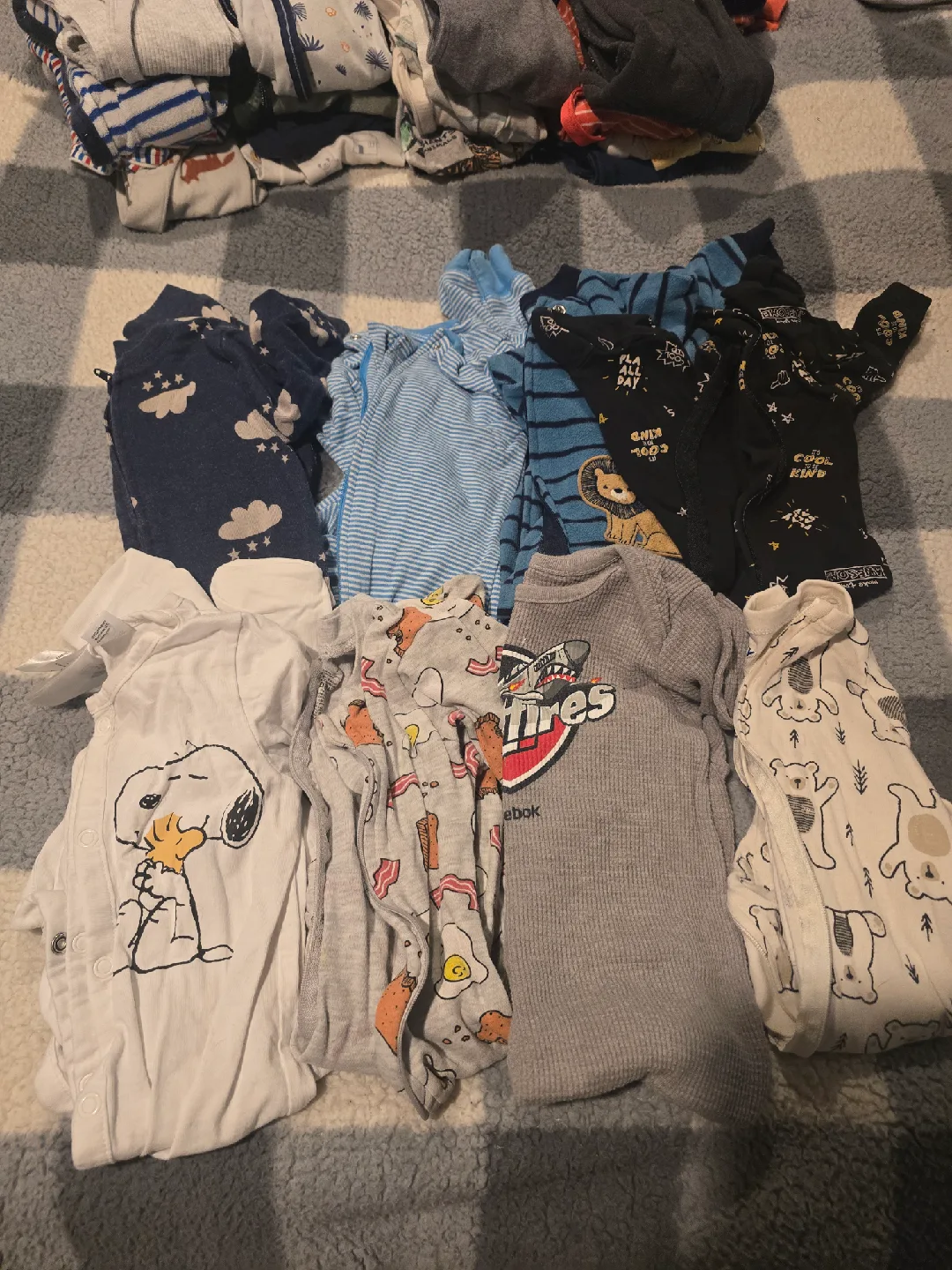 baby 3 to 6 month sleepers image indicator(3)