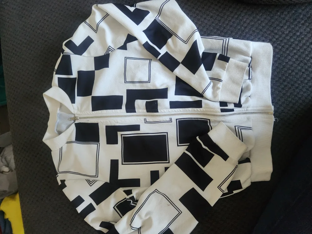 Zara Girls' Ribbed Tops & Skirt - Size 10-12 image indicator(9)