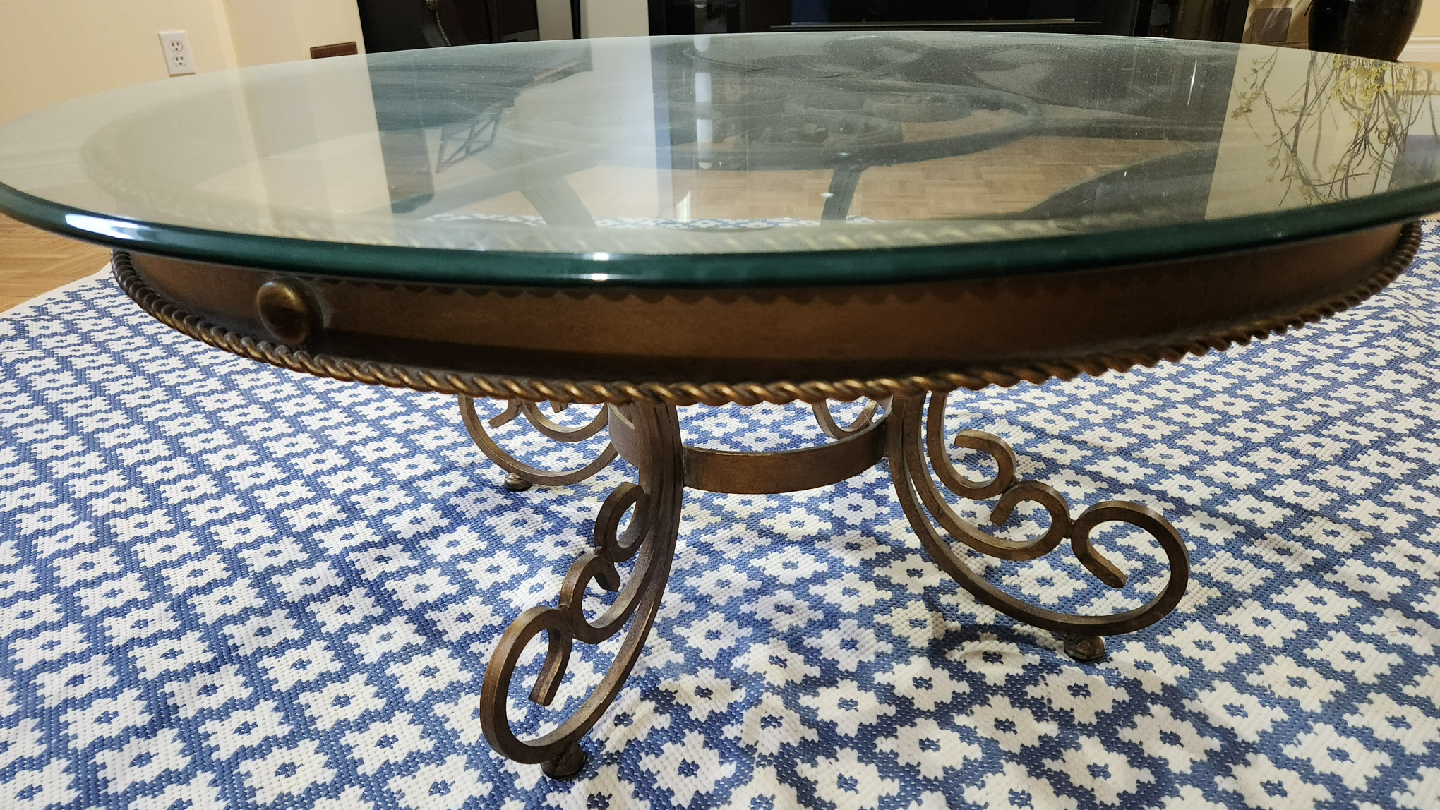 Round Glass Top Coffee Table - photo 2