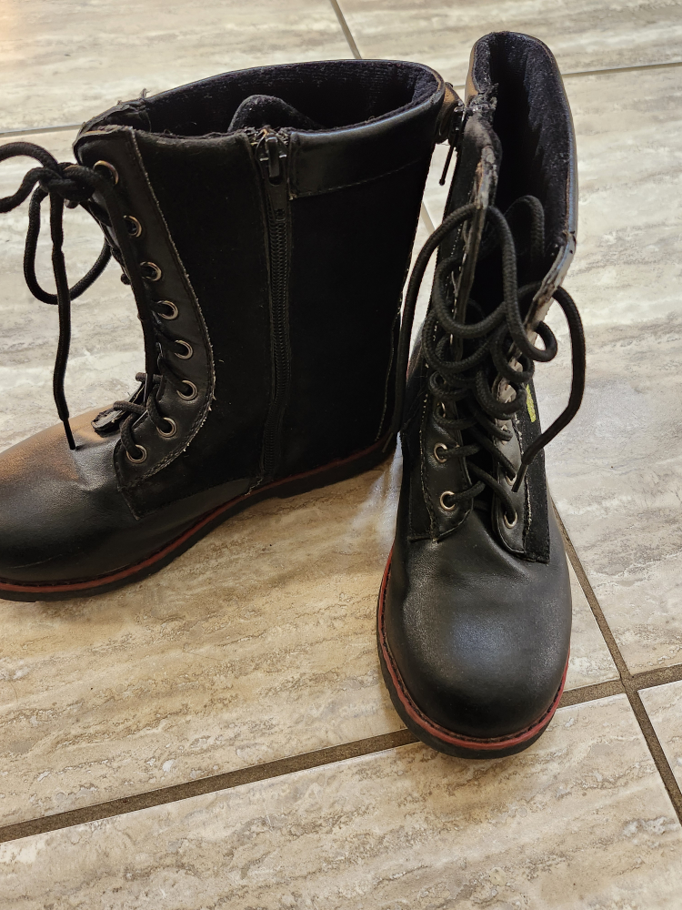 Black Boots - Size 2 - photo 2