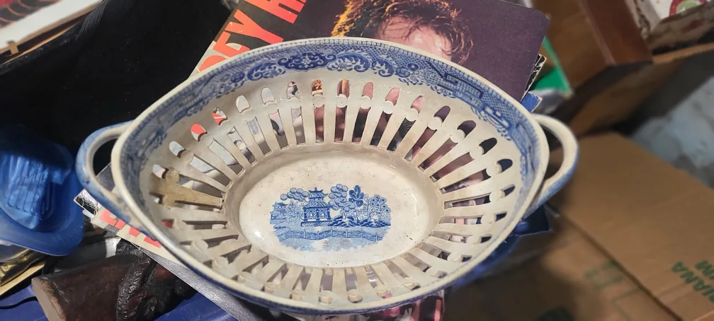 Vintage Willow Blue & White Bowl thumbnail