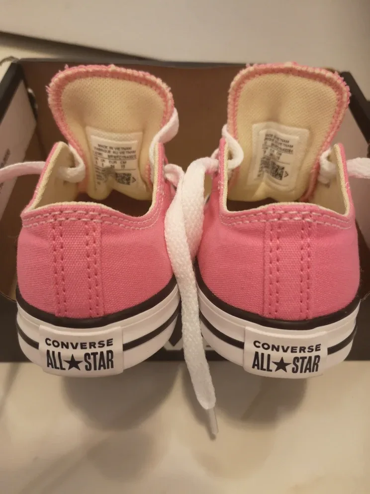 Converse All Star Pink Toddler Size 6 image indicator(3)
