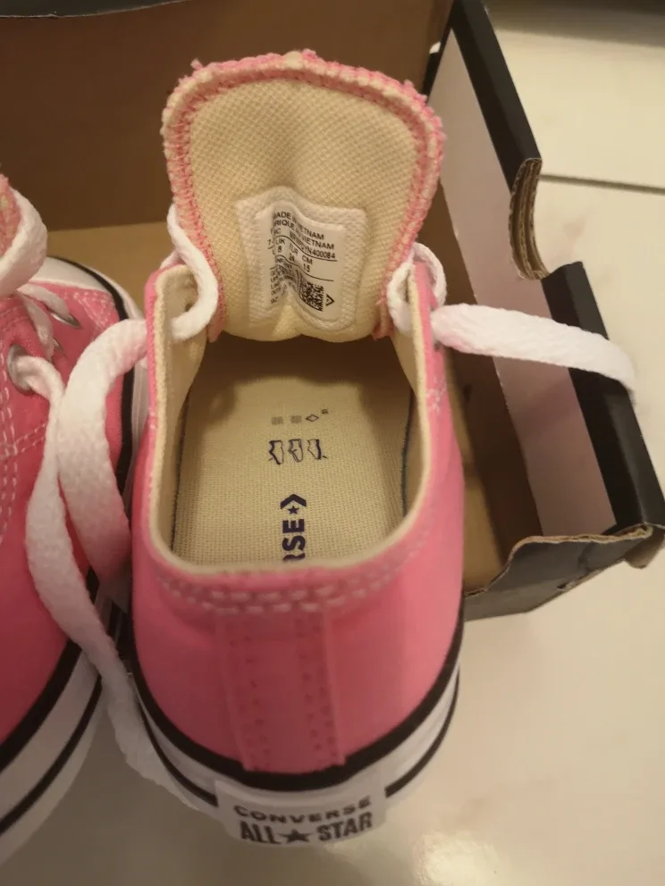 Converse All Star Pink Toddler Size 6 image indicator(5)