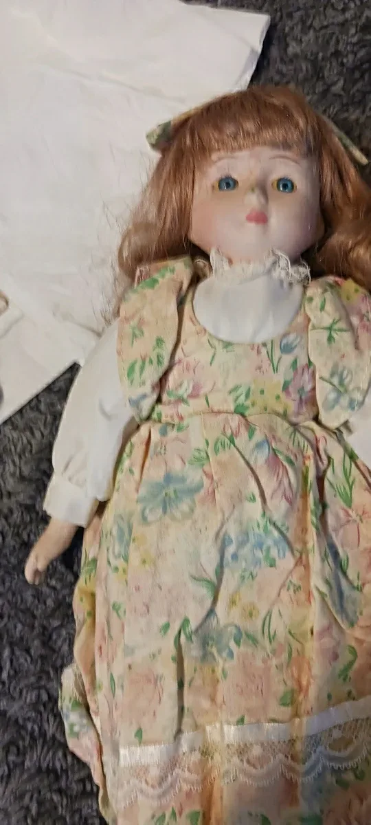 Collectible Porcelain Dolls image indicator(5)