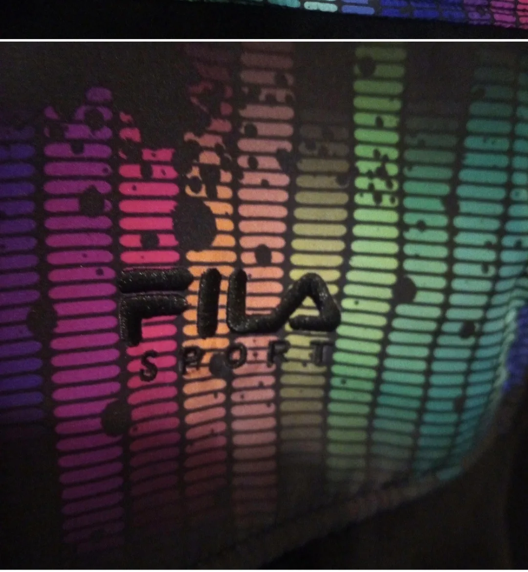 Black Filia jacket image indicator(2)