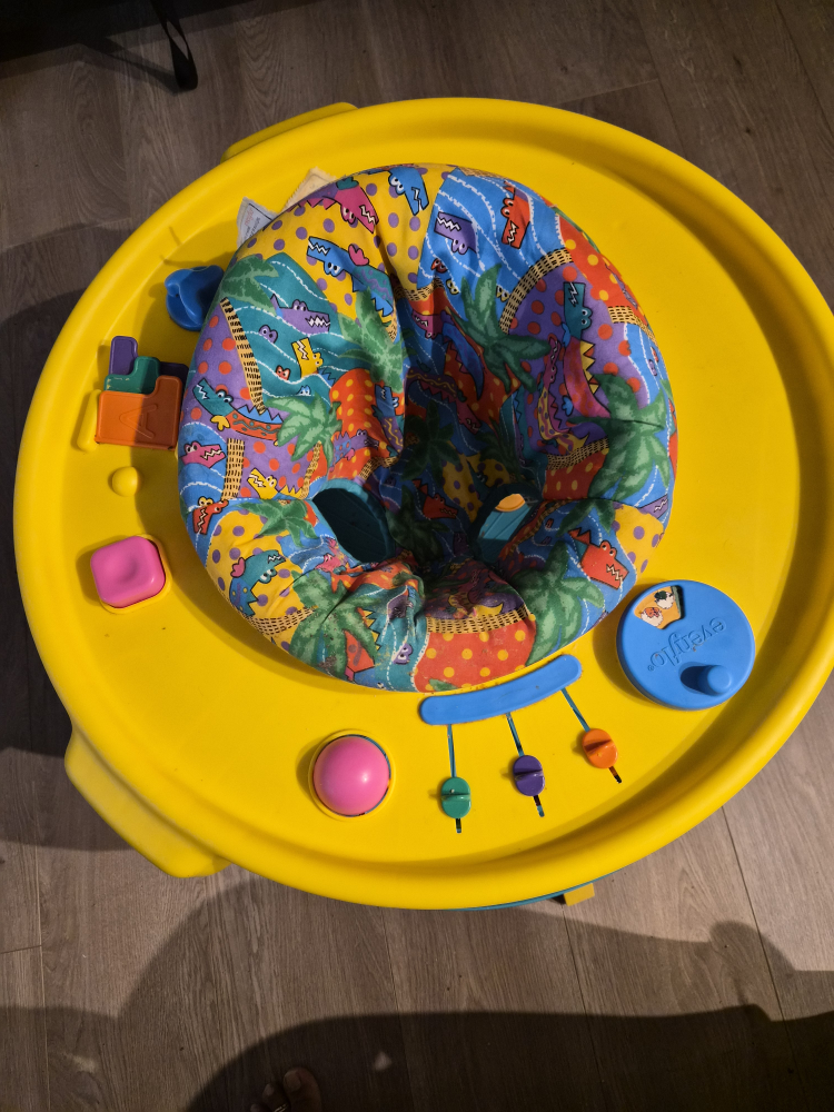 Evenflo Exersaucer Activity Center