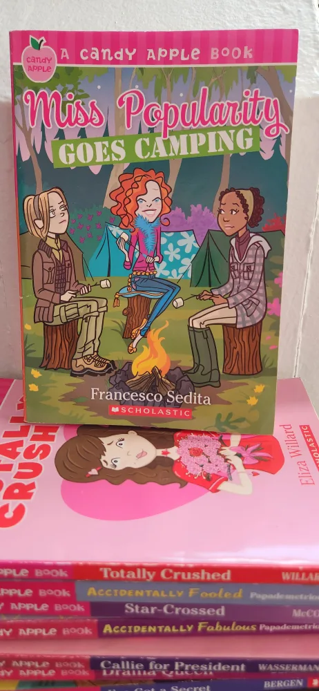 Candy Apple Book Series image indicator(6)