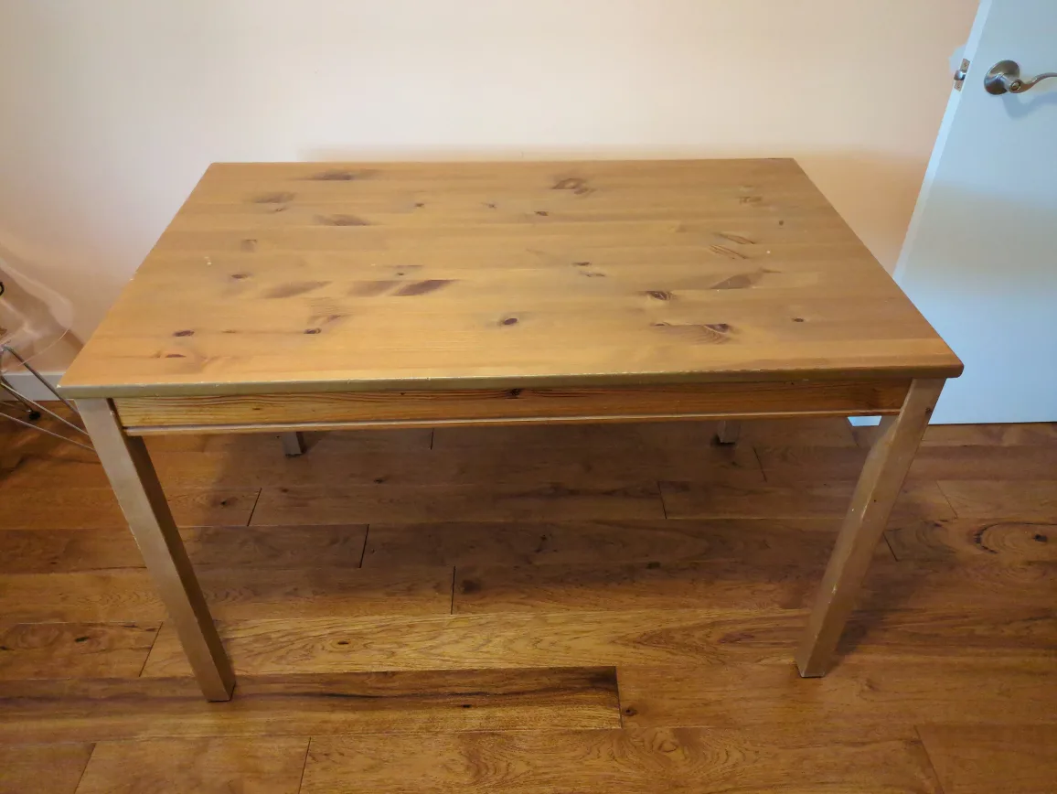Solid Wood Table thumbnail