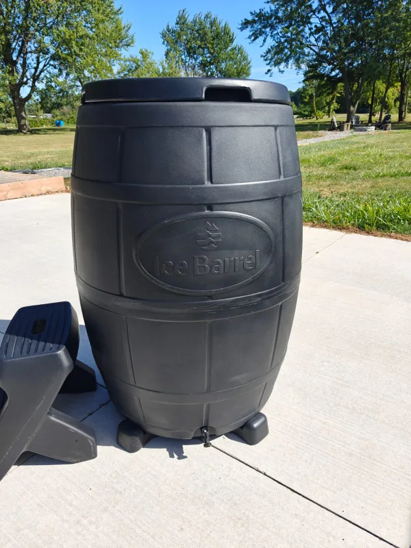 Ice Barrel 400 Cold Therapy Plunge image indicator(2)