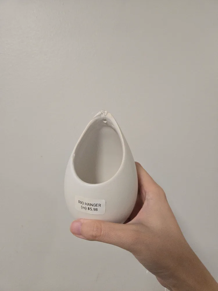 Ceramic Wall Planter M thumbnail