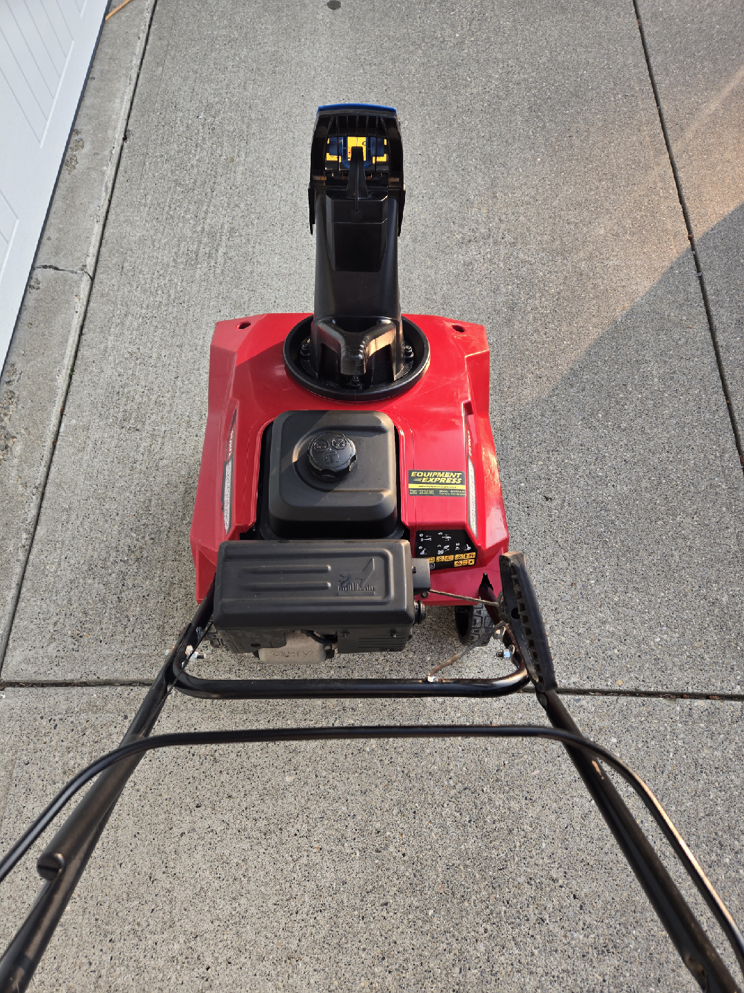 Toro 821RC Commercial Snow Blower - photo 4