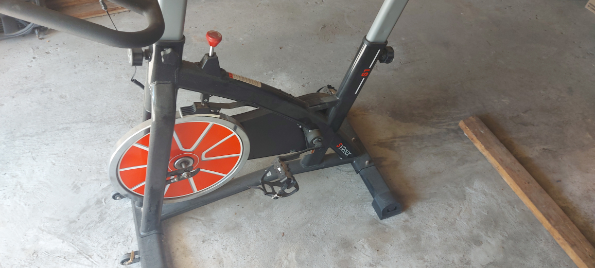 Syrixx Exercise Bike - Great Condition - photo 2