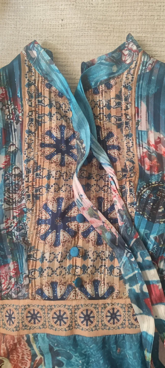 Patterned Dress Size S image indicator(2)