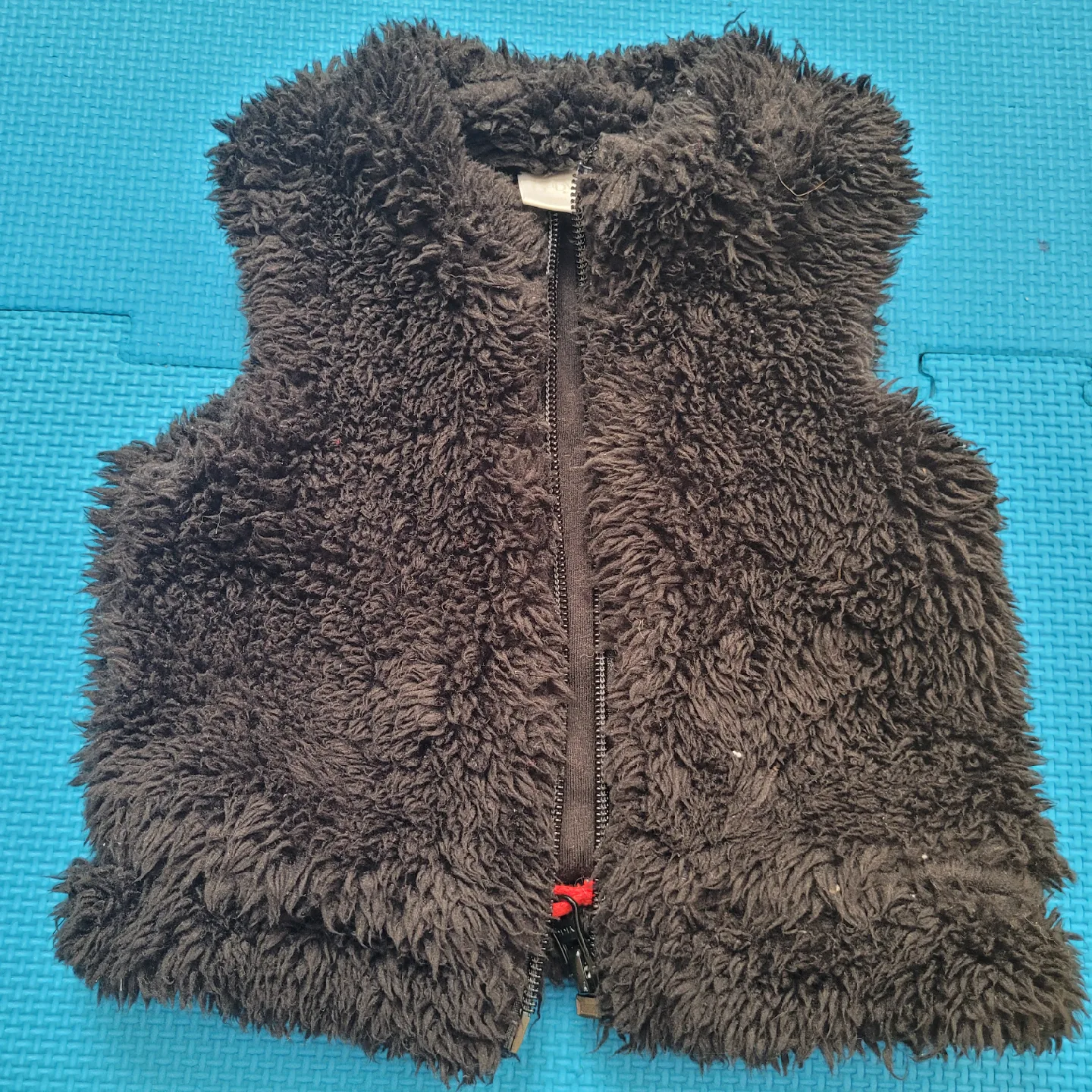 Baby 3 Months Black Fleece Vest image indicator(3)