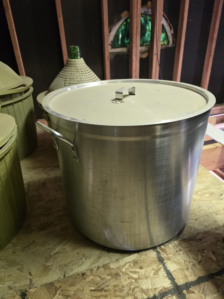 Large Stock Pot with Lid