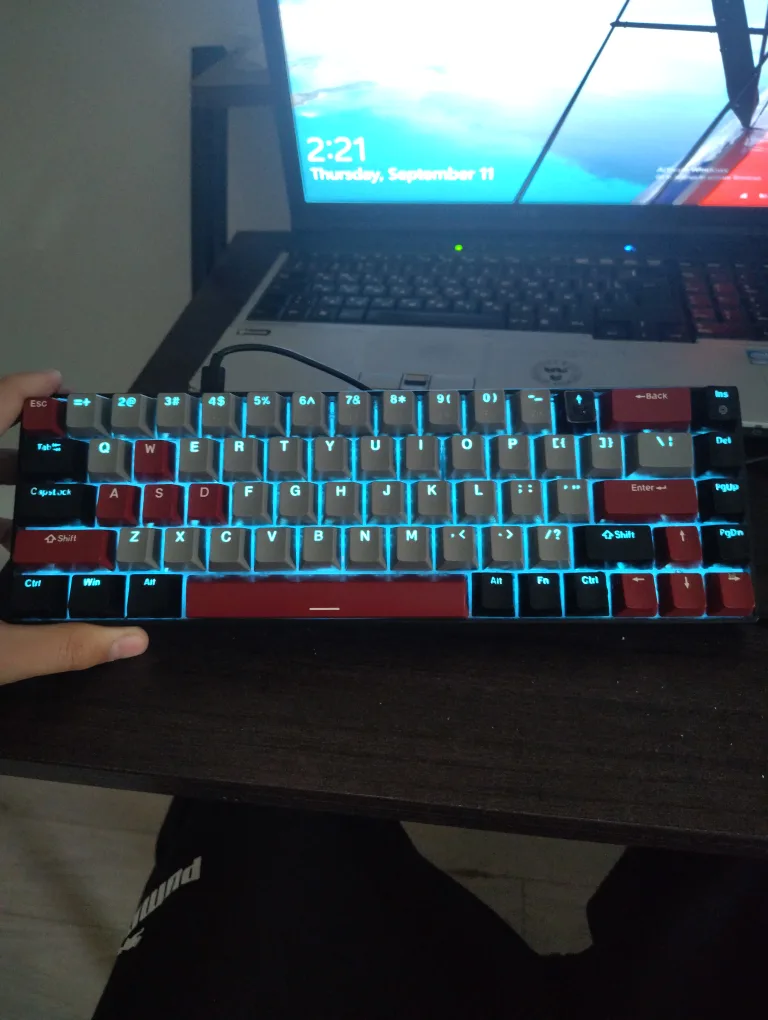 Custom Mechanical Keyboard - Red/Grey/White thumbnail