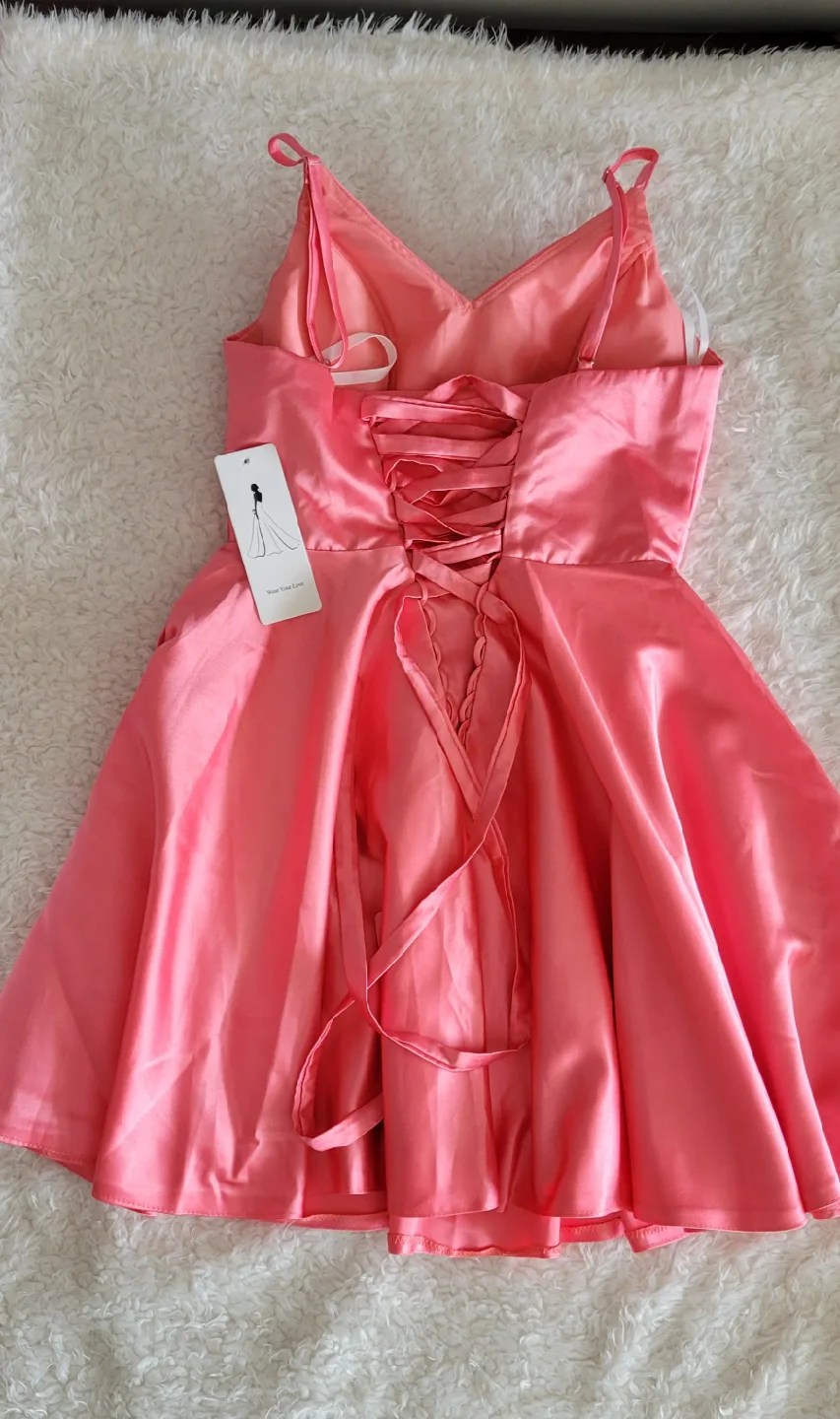 BNWT Coral Formal Dress with Corset Back and Hidden Pockets image indicator(4)