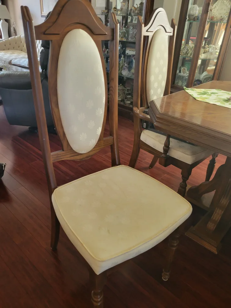 Dining Room Set - Table, 6 Chairs, Hutch image indicator(5)