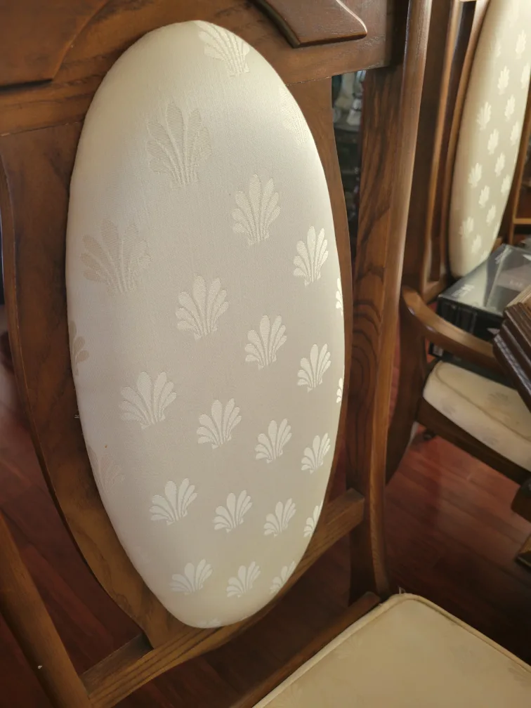 Dining Room Set - Table, 6 Chairs, Hutch image indicator(6)