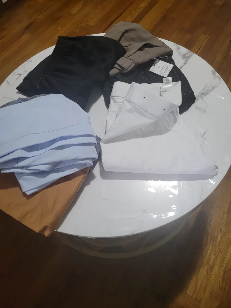 Bundle of Women's Pants - Size M thumbnail