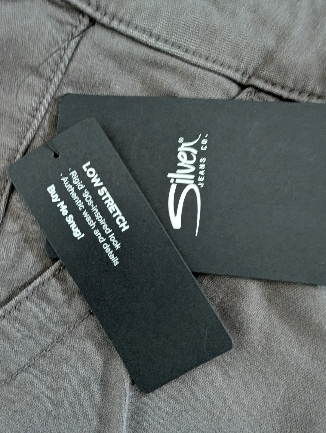 New Silver Jeans Co. Suki Cargo Straight Leg - 28/29 image indicator(7)