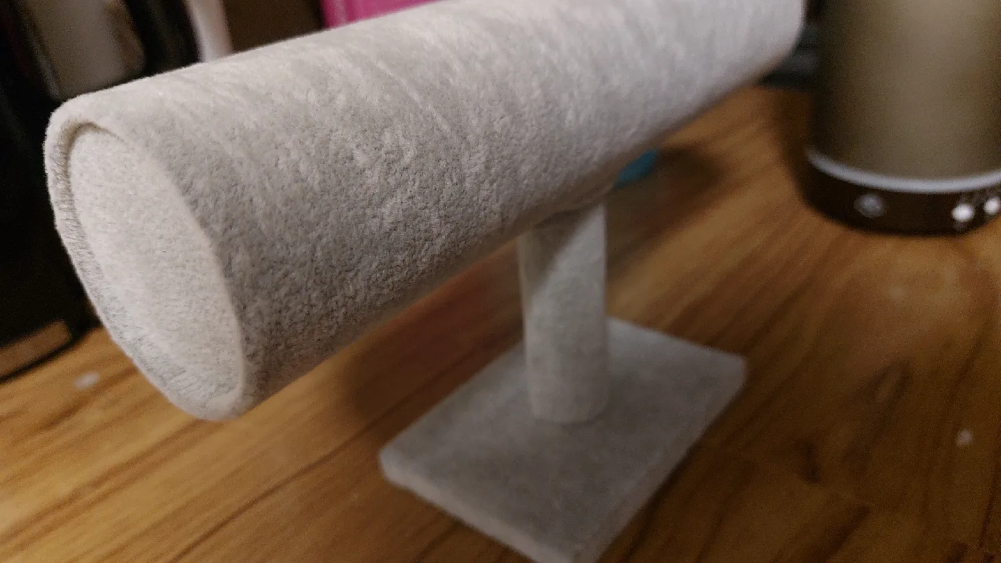 Grey Velvet Jewelry Display Stand image indicator(2)
