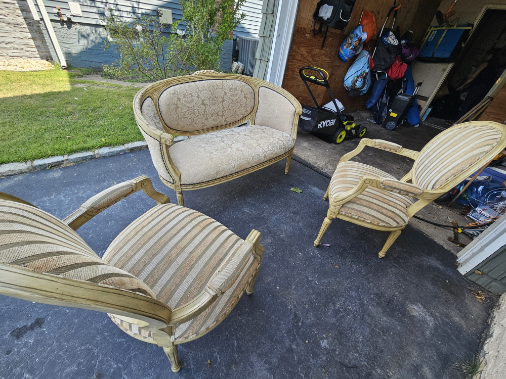 Vintage Loveseat & 2 Chairs - Beige/Gold - photo 5