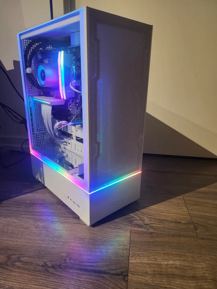 Gaming PC, RTX 3070 Ti, Core i5 14400F, Brand New! image indicator(7)