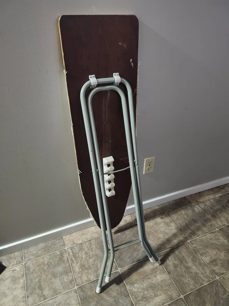 Ironing Board 🥕 thumbnail