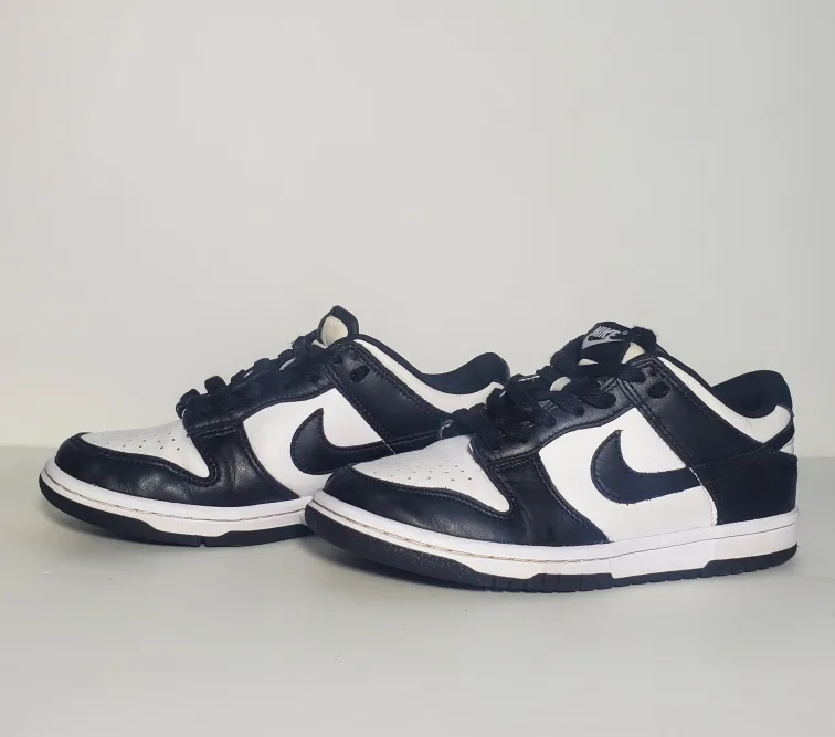 Nike Dunk Low Retro White Black Panda GS CW1590-100 Size 4.5Y image indicator(5)