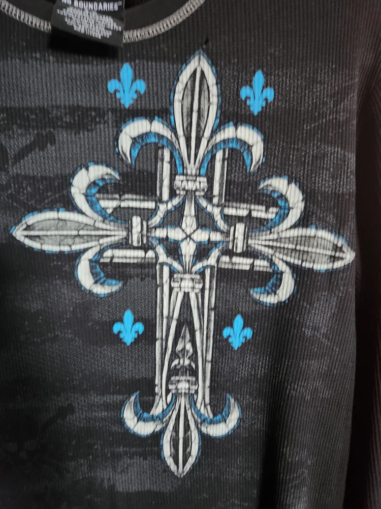 No Boundaries Black Long Sleeve - Size S image indicator(2)