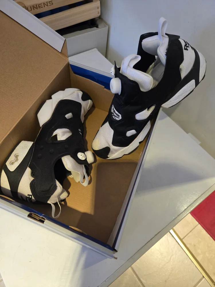 Reebok Instapump Fury OB, US 7, Black/White thumbnail