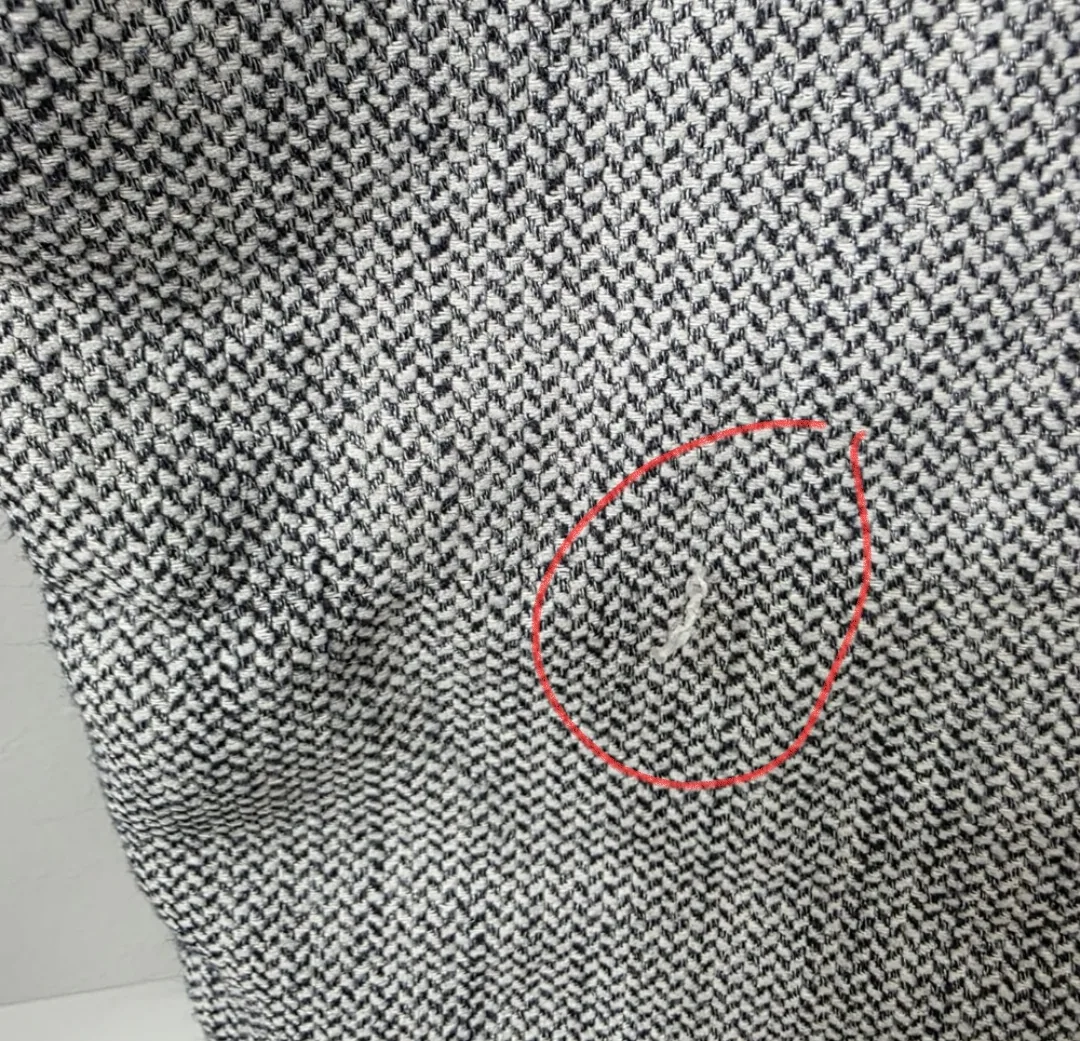 H&M Blazer and Trousers Set - US 2 image indicator(6)