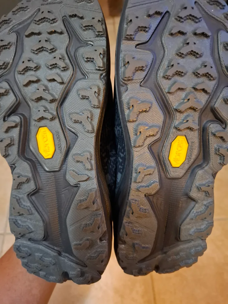 Hoka Speedgoat 5 GTX Trail Runners - Size 9.5 US image indicator(2)