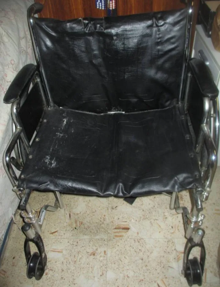 Drive Black Wheelchair Wide 24" Seat thumbnail