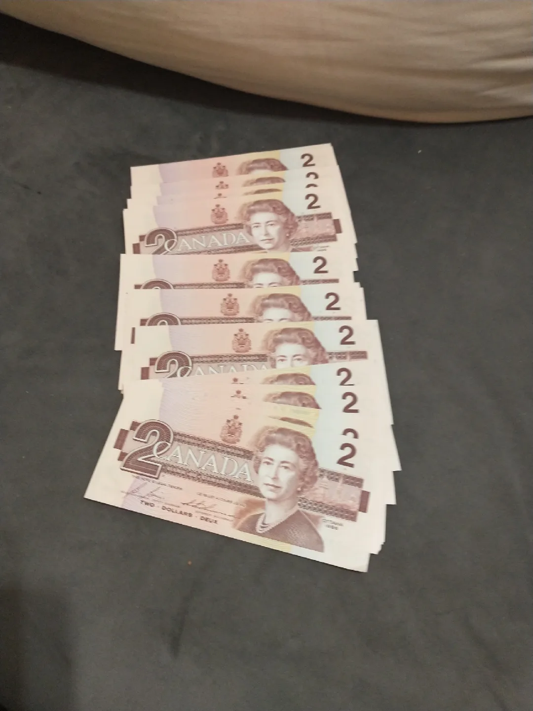 Rare 100 Canada 1986 uncirc. banknotes consecutive serial #s image indicator(4)