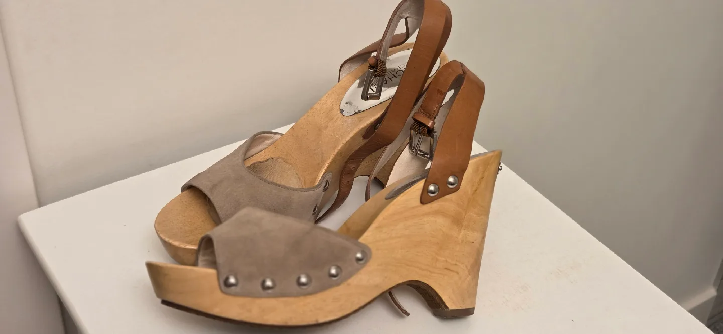 Michael Kors Wedge Sandals, Size 8 image indicator(2)