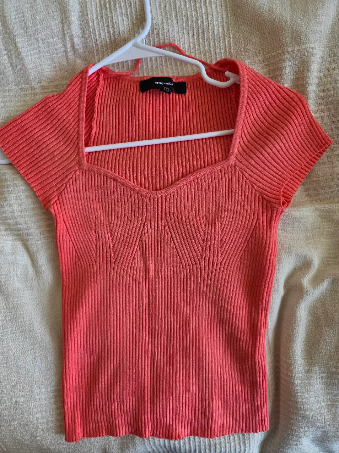 Vero Moda Coral Ribbed Top - Size XS image indicator(2)